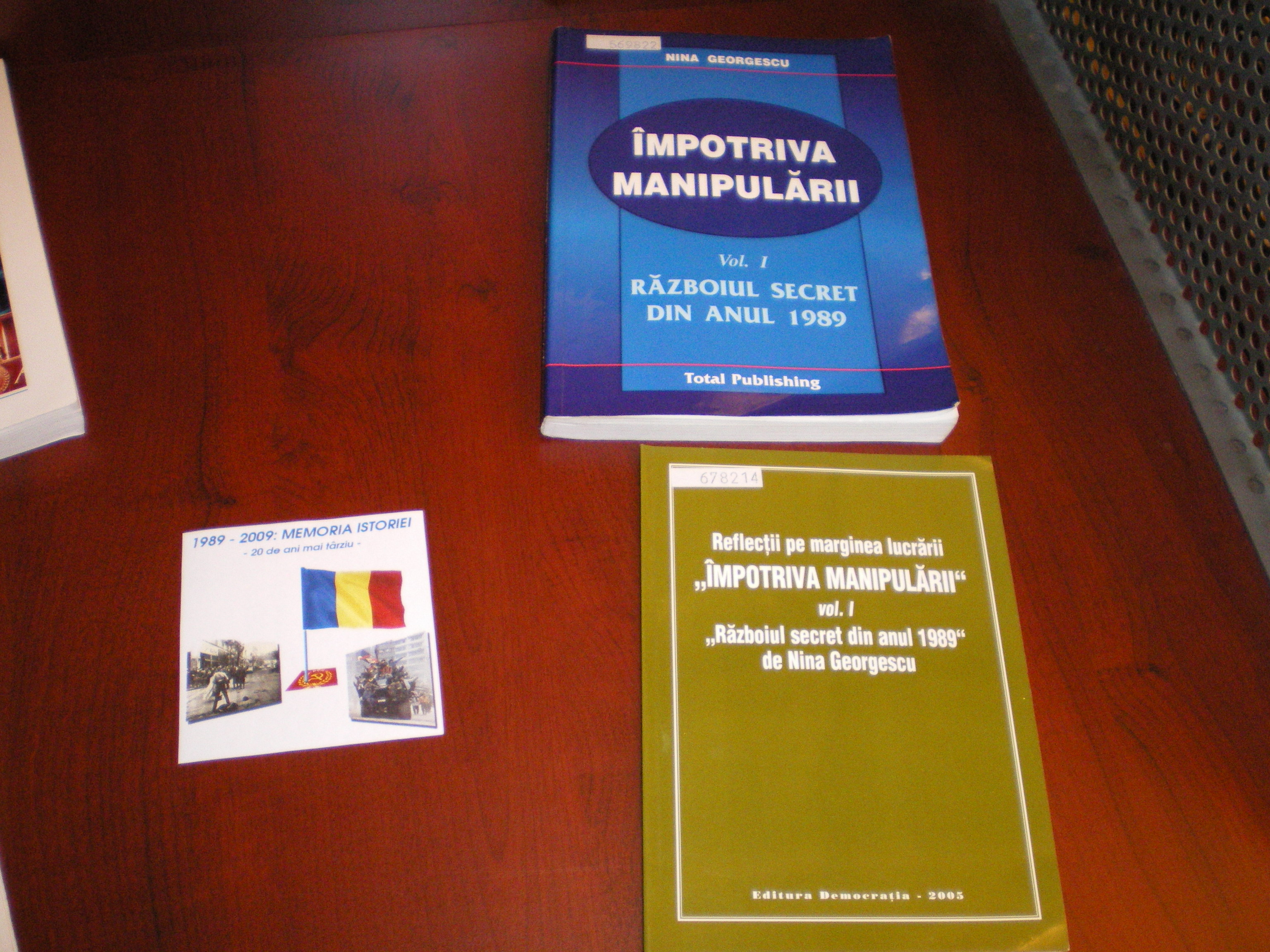 expo_2009_dec2_foto5.jpg