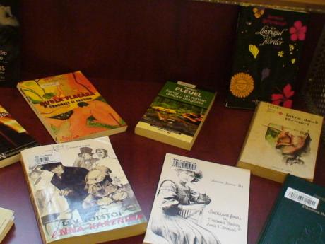Literatură de dragoste - expoziţie