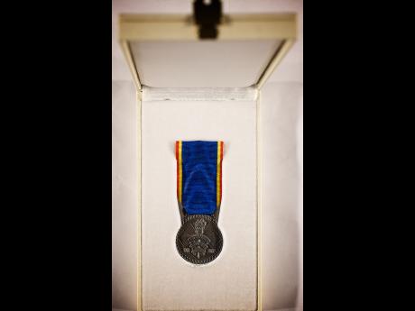 Medalia aniversara "Centenarul Marii Uniri"